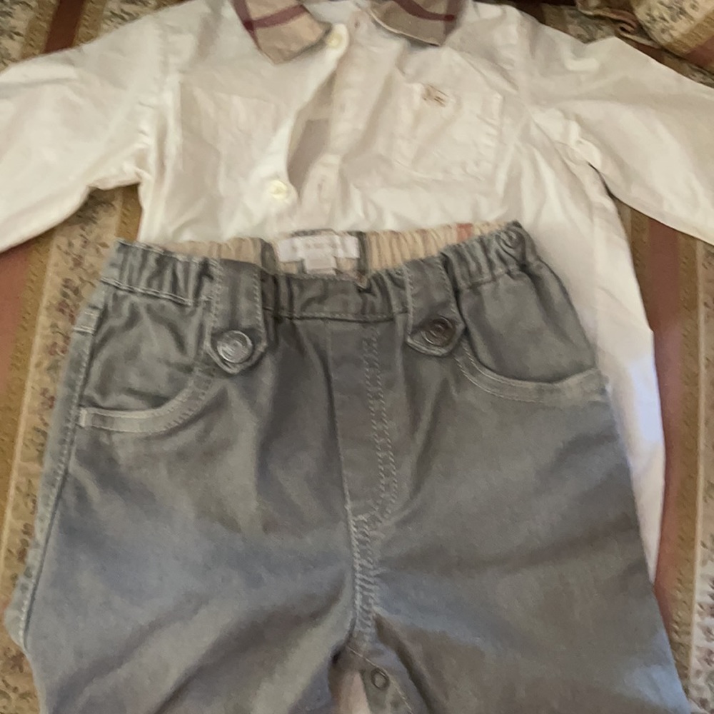 Burberry outfit